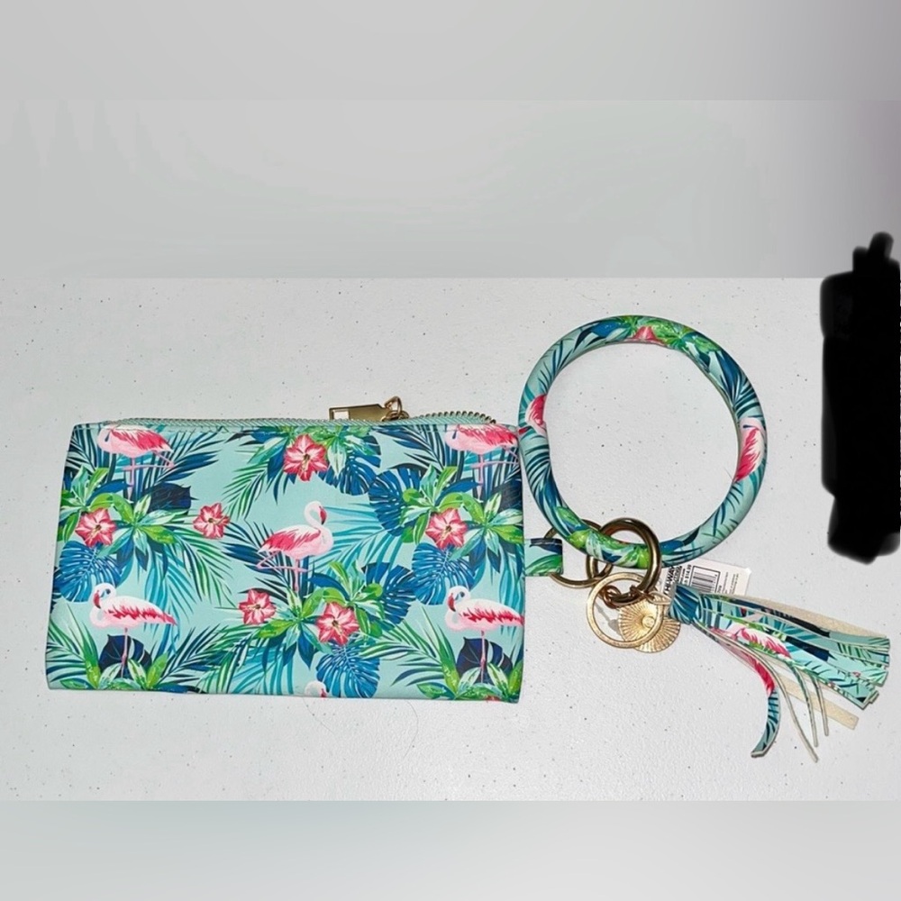 💙 HOST PICK - NWT Flamingo Floral Tropical Wristlet with Tassel & Charm